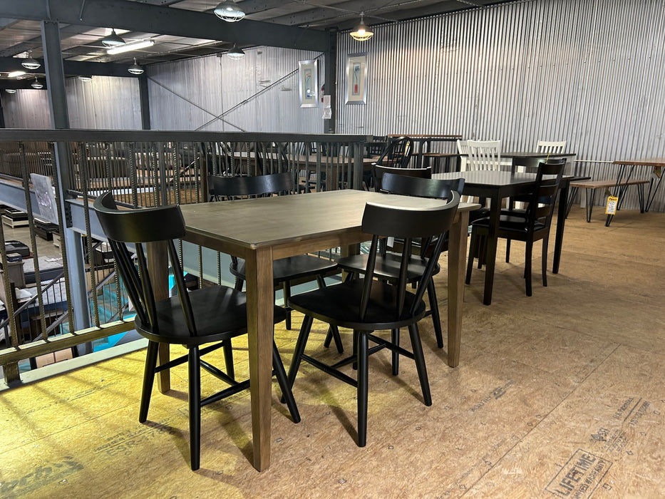 Dining Table and Chair Set