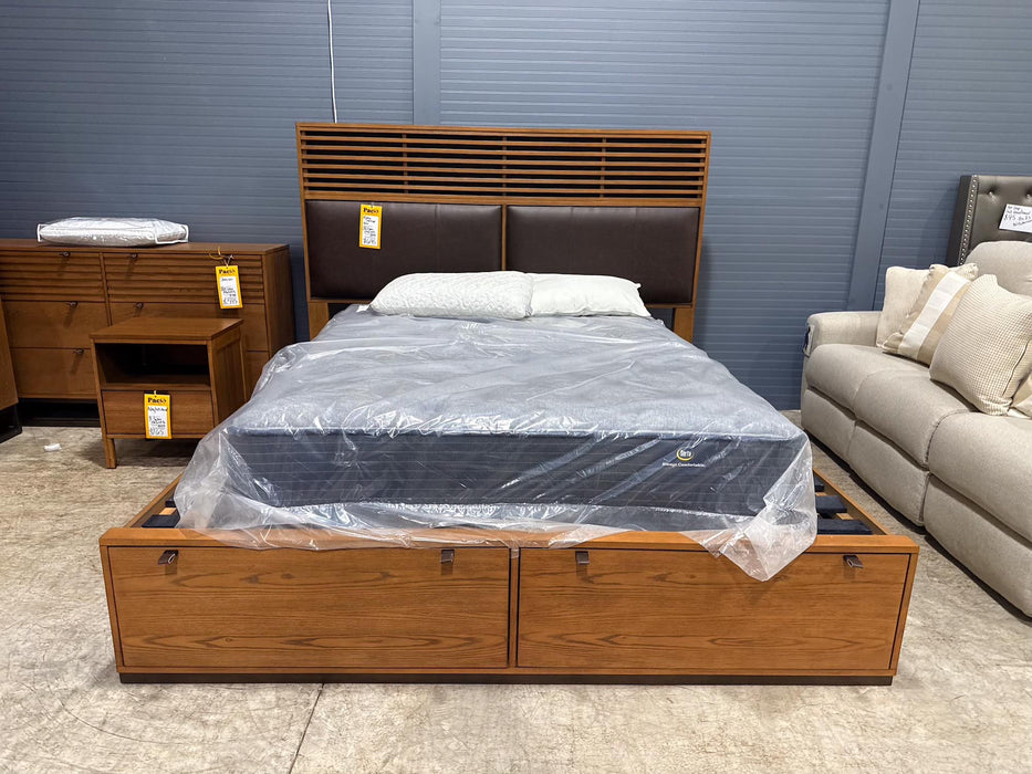 King Storage Bed