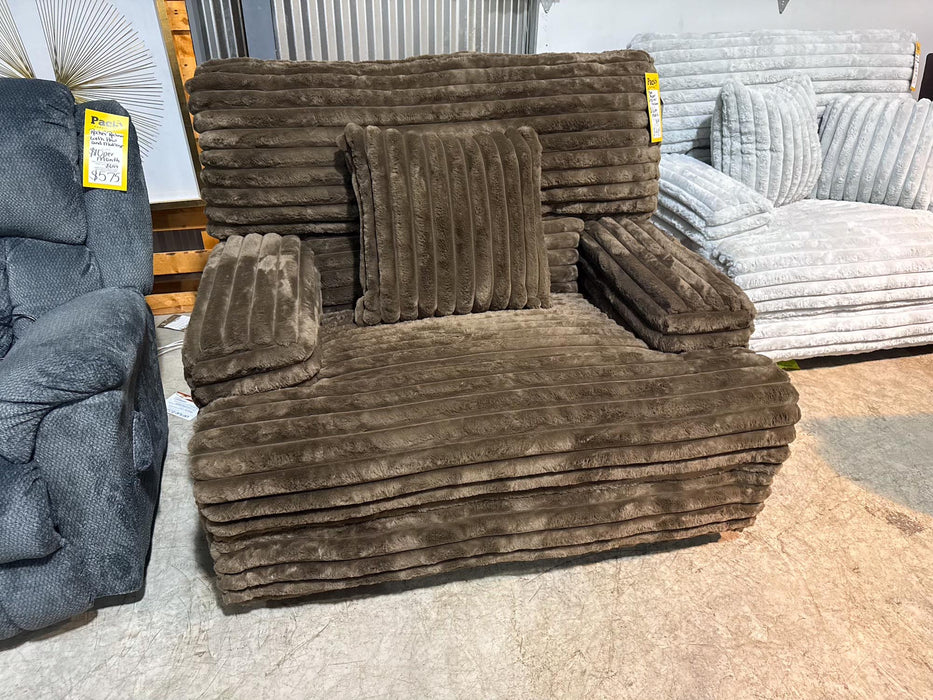 Recliner with Power Headrest
